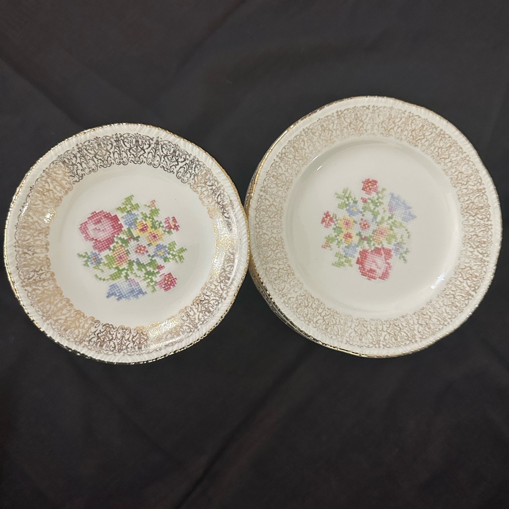 Vintage 11 plates 22K Gold